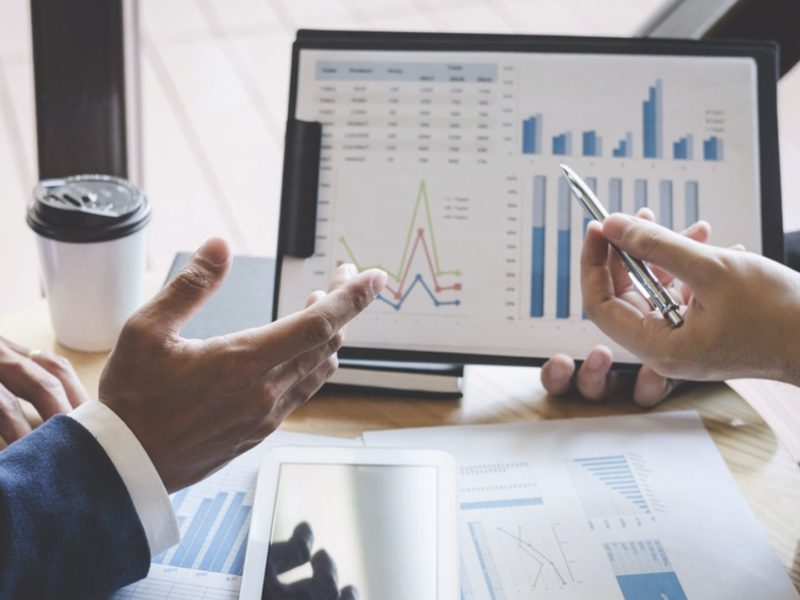 Testowanie i sprawdzanie - testy na facebooku